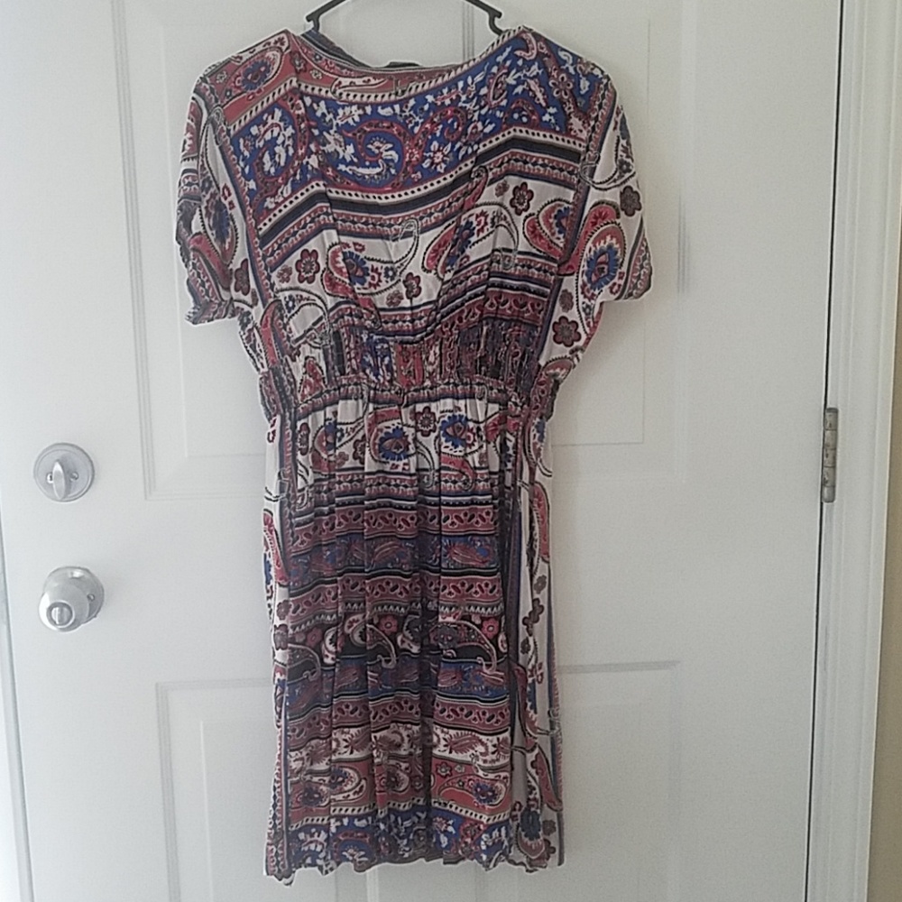Dress - Picture 4 of 4